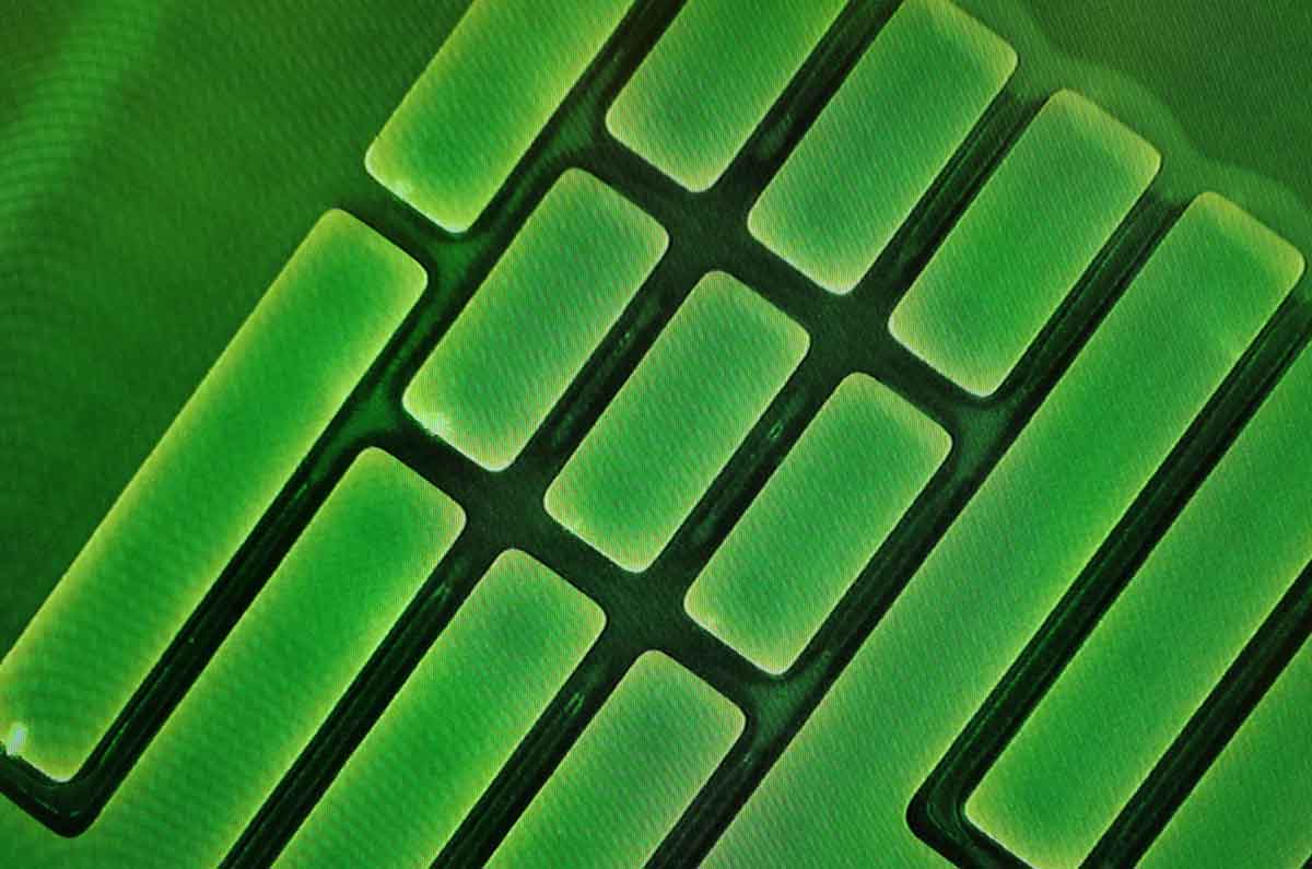 PCB真空壓膜機：電子制造與維修的核心設(shè)備  第1張