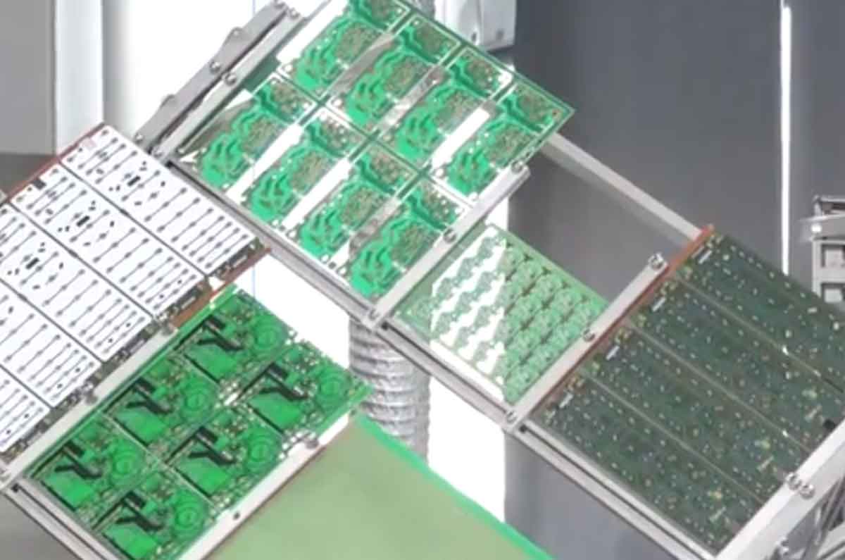 哪種PCB貼膜設(shè)備更值得購買呢？  第1張